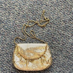 Elegant Gold Chainmail Clutch
